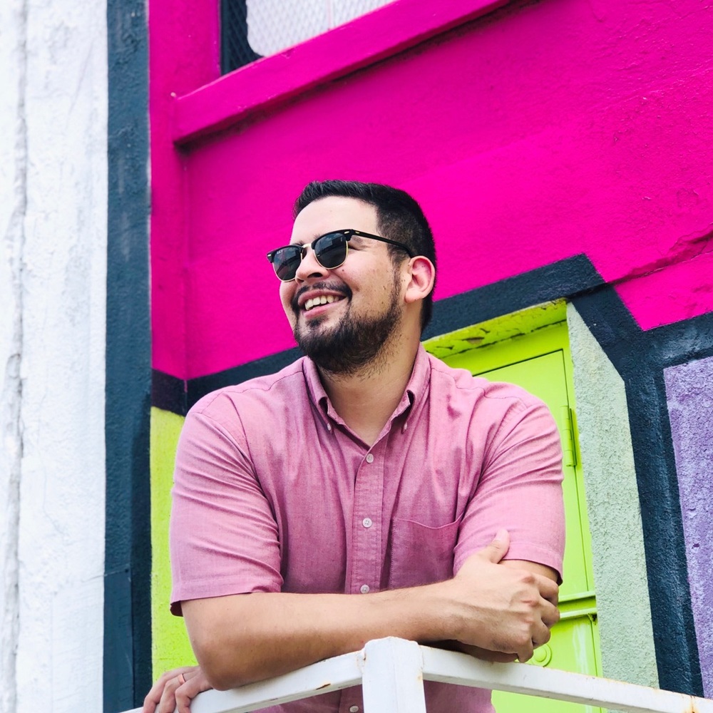 Meet your Posher, Joshua  from Thrifting Diaries